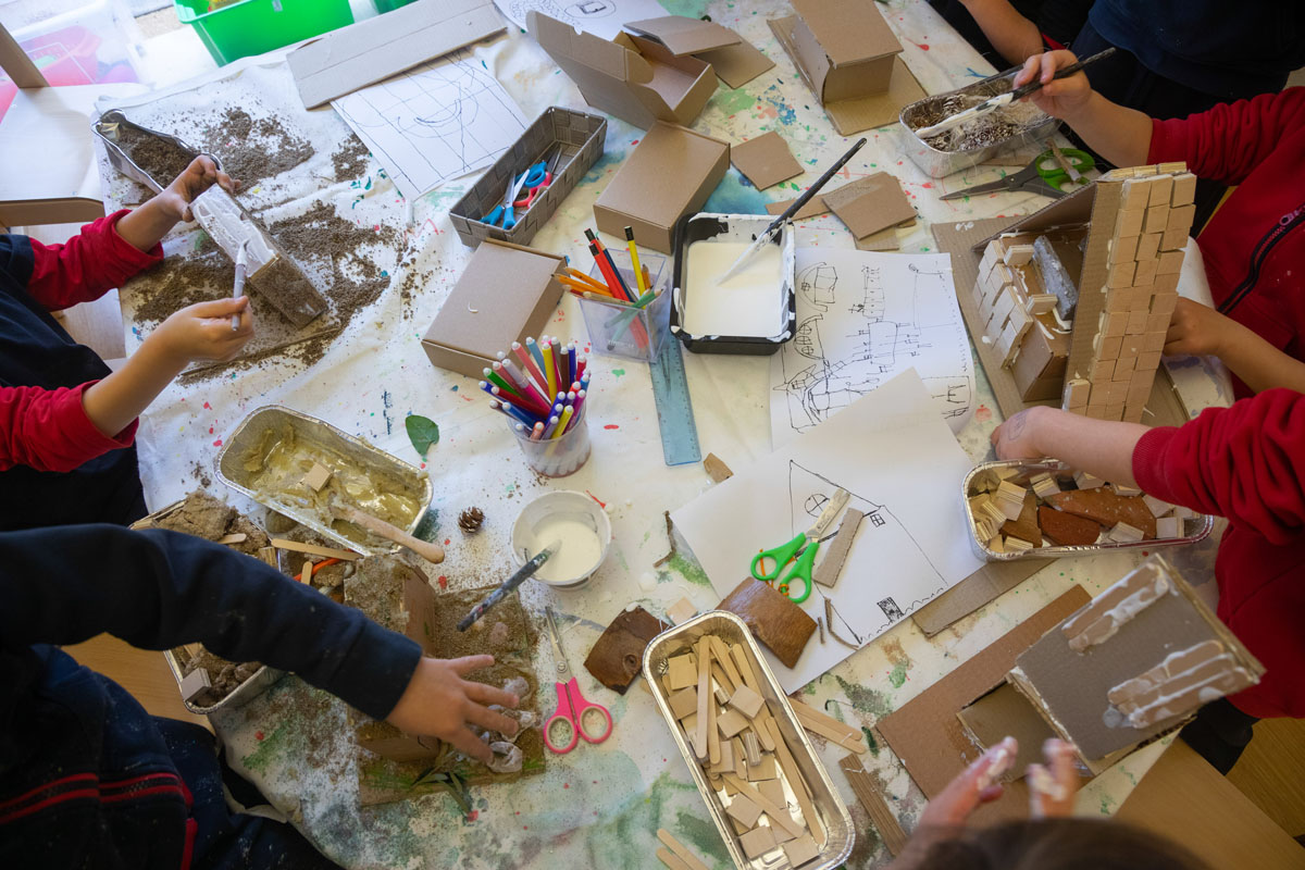 Kindergarten participates in International UIA-Architecture & Children Golden Cubes Awards