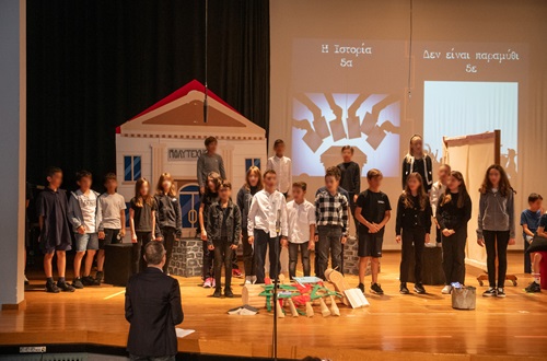 Psychico College Elementary School students perform for the Polytechnic Uprising anniversary