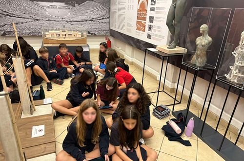 Psychico College Grade 6 students visited the Observatory and the Herakleidon Museum