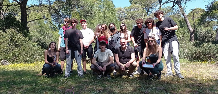 Sciences fieldwork by IB DP Year 1 students at Schinias National Park